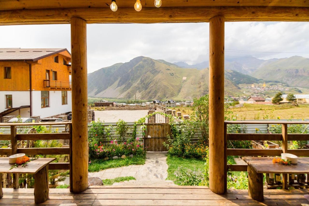 Old Hut Vila Kazbegi Exterior foto