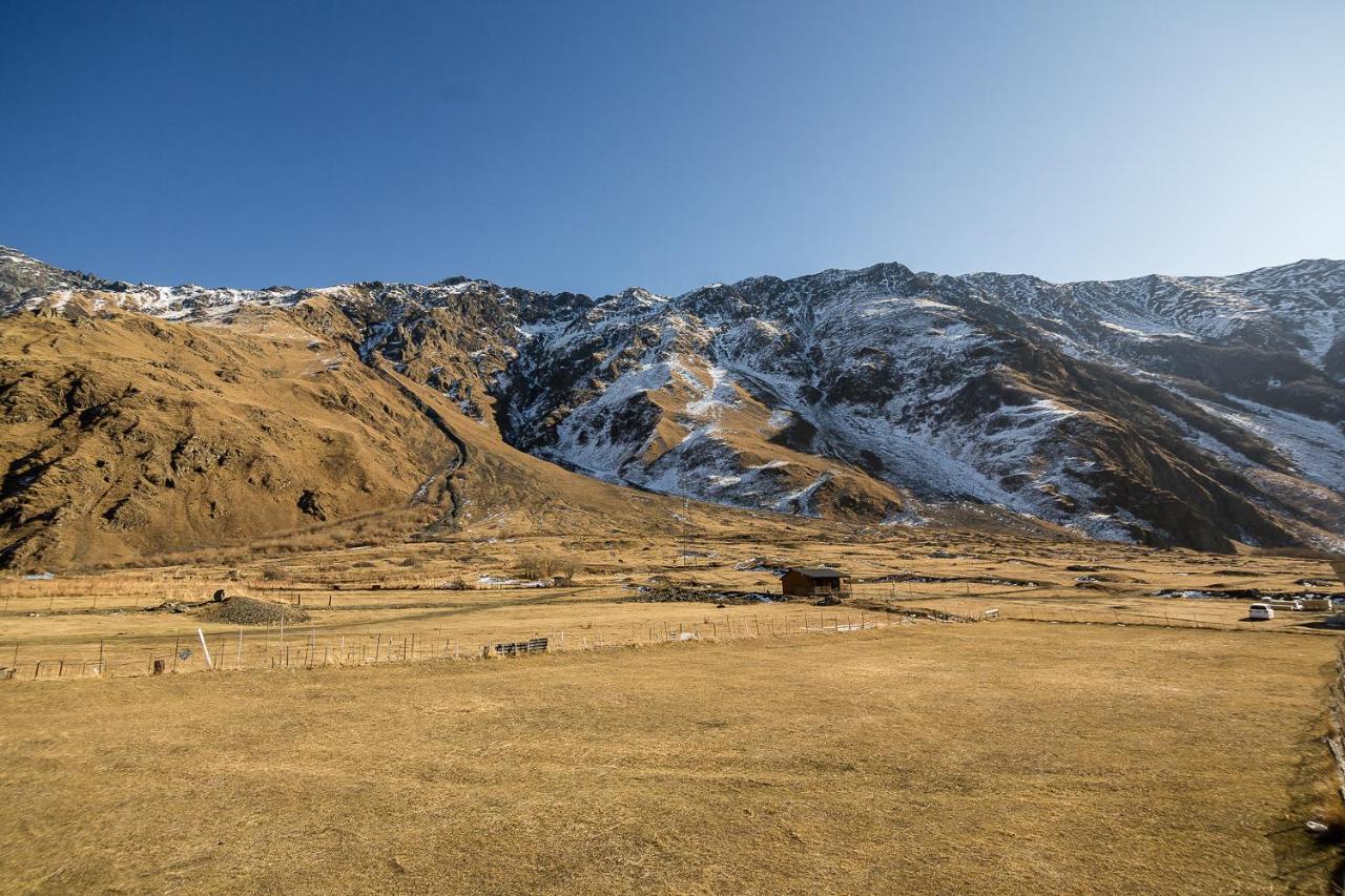 Old Hut Vila Kazbegi Exterior foto